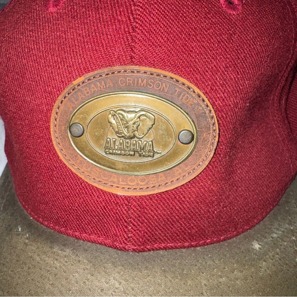 Vintage Alabama Crimson Tide Brass Emblem Hat – Red & Khaki Suede Bill Adj Cap - Picture 6 of 6